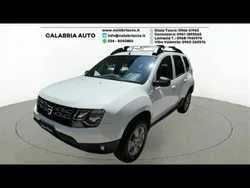 Bianco pastello Usata 2015 Dacia Duster Lauréate SUV | 9500 € (Buon prezzo)