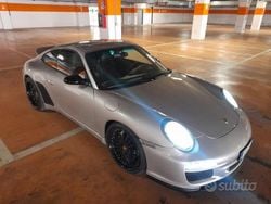 Grigio Usata 2002 Porsche 911 Carrera Coupé | 44.997 € (Buon prezzo)