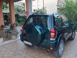 Verde Usata 2003 Toyota RAV4 SUV | 4500 € (Buon prezzo)
