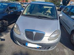Usata 2004 Lancia Musa Monovolume | 500 € (Super prezzo)
