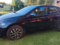 Nero Usata 2023 VW Polo Life Tre volumi | 18.000 € (Buon prezzo)