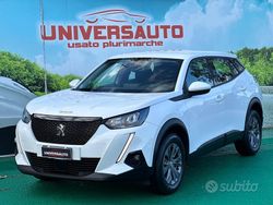 Bianco Usata 2020 Peugeot 2008 Active SUV | 18.500 € (Molto cara)