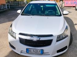 Bianco Usata 2012 Chevrolet Cruze Station wagon | 4000 € (Molto cara)