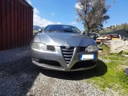 Usata 2005 Alfa Romeo GT Distinctive Coupé | 4500 € (Cara)