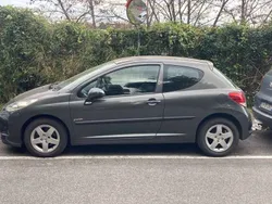 Grigio Usata 2009 Peugeot 207 Sport Tre volumi | 2200 € (Super prezzo)
