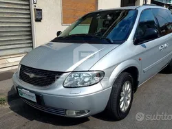 Grigio Usata 2004 Chrysler Voyager Monovolume | 1700 € (Ottimo prezzo)