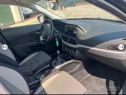 Nero Usata 2016 Fiat Tipo Tre volumi | 8900 € (Buon prezzo)
