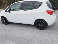 Bianco Usata 2015 Opel Meriva Monovolume | 5500 € (Buon prezzo)