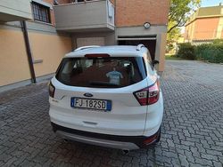 Bianco Usata 2017 Ford Kuga SUV | 9000 € (Buon prezzo)