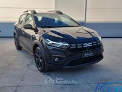Nero Usata 2024 Dacia Sandero Extreme Due volumi | 18.100 € (Buon prezzo)