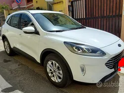 Usata 2022 Ford Kuga Titanium SUV | 23.000 € (Ottimo prezzo)