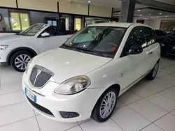 Bianco Usata 2011 Lancia Ypsilon Due volumi | 2490 € (Ottimo prezzo)