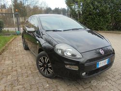 Nero Usata 2015 Fiat Punto Young Due volumi | 4900 € (Cara)