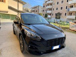 Nero Usata 2020 Ford Kuga ST-Line X SUV | 25.000 € (Molto cara)