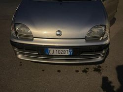 Grigio Usata 2004 Fiat 600 Due volumi | 1800 € (Ottimo prezzo)