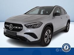Grigio Nuova 2025 Mercedes GLA200 Advanced SUV | 46.300 € (Cara)
