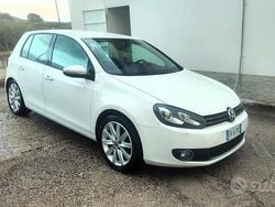 Bianco Usata 2012 VW Golf VII Highline Tre volumi | 7500 € (Super prezzo)