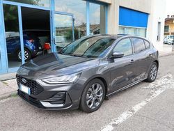 Grigio Usata 2024 Ford Focus ST-Line Tre volumi | 21.900 € (Buon prezzo)