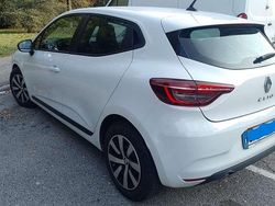 Usata 2023 Renault Clio V Equilibre Tre volumi | 15.000 € (Buon prezzo)