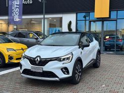Bianco nacrè/tetto nero Usata 2022 Renault Captur Techno SUV | 16.900 € (Buon prezzo)