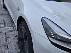 Bianco Usata 2020 Tesla Model 3 Standard Range Plus Tre volumi | 21.900 € (Ottimo prezzo)