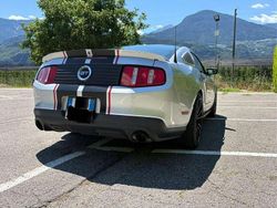 Argento Usata 2011 Ford Mustang Premium Coupé | 35.000 €