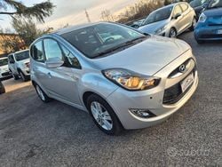 Grigio Usata 2015 Hyundai i20 Edition Tre volumi | 7500 € (Buon prezzo)