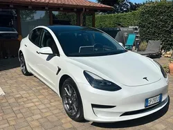 Usata 2023 Tesla Model 3 Tre volumi | 27.900 € (Super prezzo)