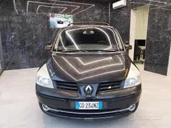 Nero Usata 2009 Renault Espace Initiale Monovolume | 2300 € (Ottimo prezzo)