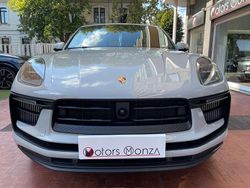 Grigio gesso Usata 2021 Porsche Macan SUV | 72.800 € (Molto cara)
