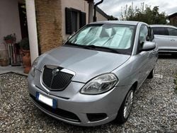 Usata 2011 Lancia Ypsilon Due volumi | 4700 € (Buon prezzo)