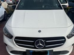 Bianco Usata 2019 Mercedes B180 Monovolume | 15.400 € (Buon prezzo)