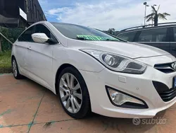 Bianco Usata 2012 Hyundai i40 Style Tre volumi | 6300 € (Cara)