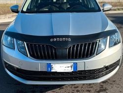 Grigio Usata 2019 Skoda Octavia Station wagon | 14.500 € (Buon prezzo)