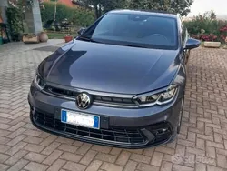 Grigio Usata 2023 VW Polo R-line Tre volumi | 19.900 € (Buon prezzo)