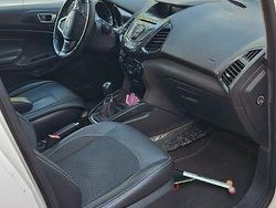 Bianco Usata 2015 Ford Ecosport Titanium SUV | 4950 € (Ottimo prezzo)