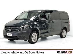 Verde scuro met. Usata 2022 Mercedes Vito Monovolume | 31.795 € (Buon prezzo)