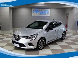 Argento Usata 2023 Renault Clio V Techno Tre volumi | 14.500 € (Buon prezzo)
