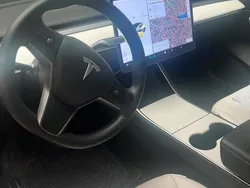 Usata 2020 Tesla Model 3 Standard Range Tre volumi | 21.000 € (Buon prezzo)