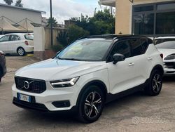 Bianco Usata 2018 Volvo XC40 R-Design SUV | 27.500 € (Cara)