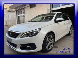 Bianco nacre' madreperla Usata 2020 Peugeot 308 Active Tre volumi | 11.800 € (Buon prezzo)
