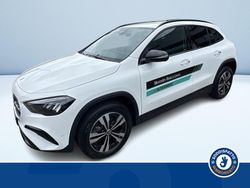 Bianco pastello Usata 2025 Mercedes GLA180 Advanced Plus SUV | 43.300 € (Buon prezzo)