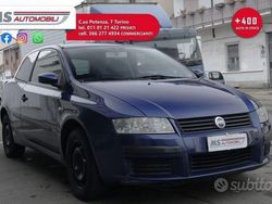 Blu/azzurro Usata 2004 Fiat Stilo Active Tre volumi | 2300 € (Buon prezzo)