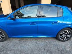 Blu/azzurro Usata 2020 Peugeot 208 Allure Due volumi | 13.500 € (Buon prezzo)