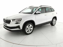 Bianco Usata 2024 Skoda Karoq Executive SUV | 25.800 € (Buon prezzo)