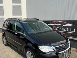 Nero Usata 2009 VW Touran Trendline Monovolume | 5499 € (Cara)