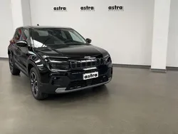 Nero Usata 2023 Jeep Avenger EV Summit SUV | 28.900 € (Buon prezzo)