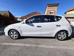 Usata 2009 Hyundai i30 Tre volumi | 1300 € (Buon prezzo)