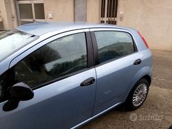Blu Usata 2006 Fiat Punto Tre volumi | 2100 €