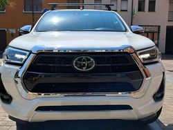 Usata 2021 Toyota HiLux Executive Pick-up | 41.500 € (Molto cara)